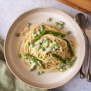 recette de pâtes à la crème d'asperges vertes